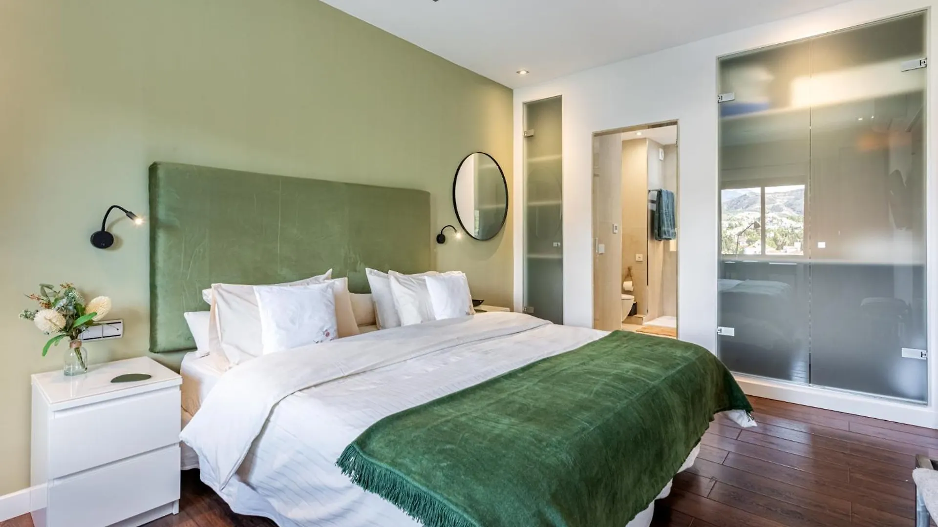 Luxurious Apartment In 5-Star Hotel Del Golf Marbella