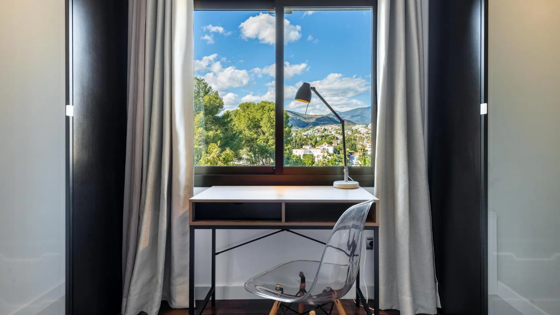 Luxurious Apartment In 5-Star Hotel Del Golf Marbella